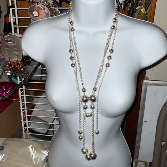 Elegant Silver long beaded multi layer Necklace new old stock - Picture 4 of 4